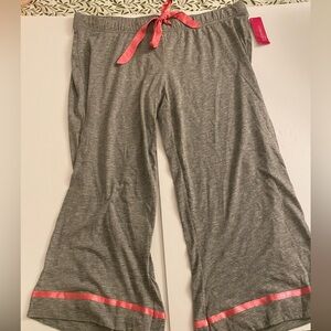 NWT 2007 Y2K Xhilaration gray capri sleep pants